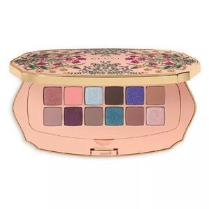Gucci Gorgeous Flora Eyeshadow Palette